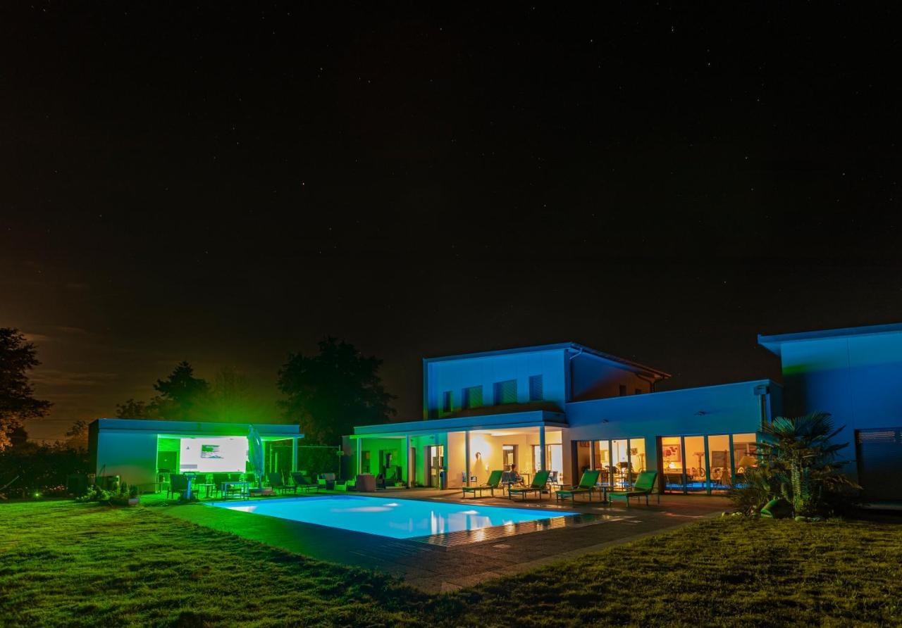 Domaine Georges V Acomodação com café da manhã Saint-Junien Exterior foto